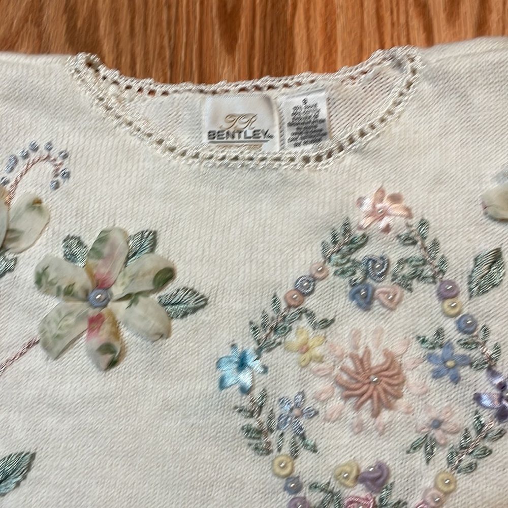 Vintage cream embroidered Sweater, short sleeve, oversized, flowers, summer - Picture 6 of 9